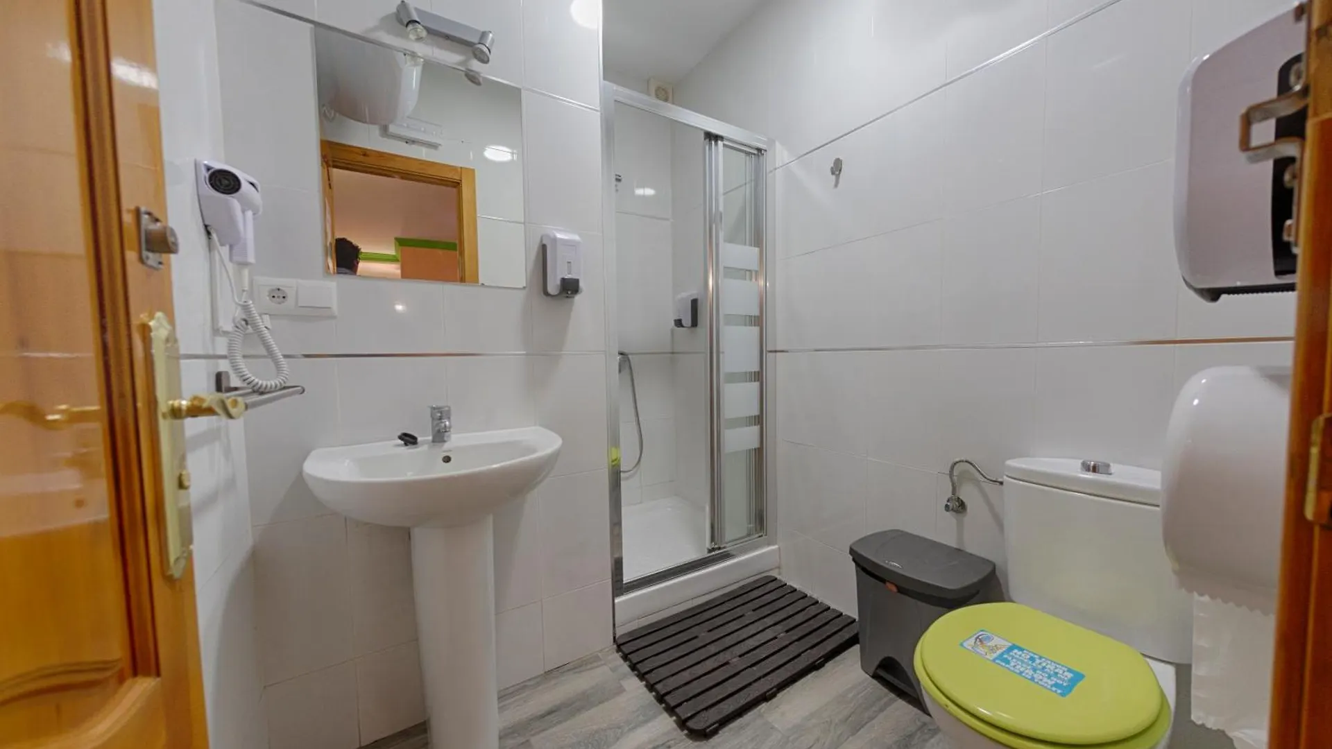 Charming Nerja Hostel